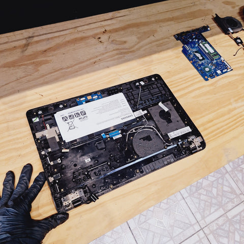 Assistência Técnica Notebook Samsung NP300E5M Guarulhos