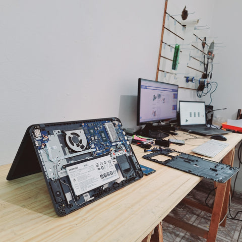 Consertamos Notebook Samsung NP350XAA-XF4BR veja as fotos do reparo