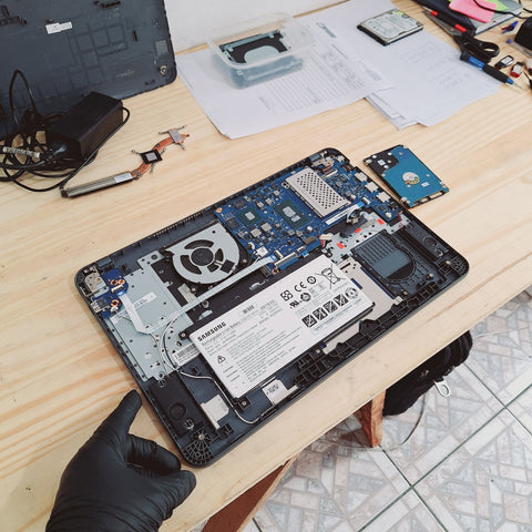Consertamos Notebook Samsung NP350XAA-XF4BR veja as fotos do reparo