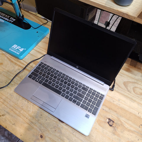 Troca de Teclado Notebook HP 256 G8 em Guarulhos - SP