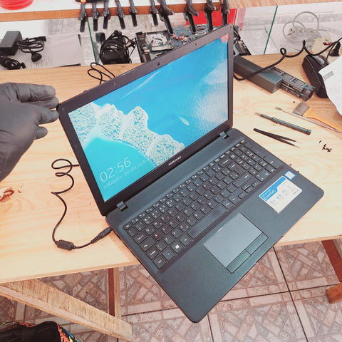 Troca de Tela notebook Samsung NP300E5L Guarulhos
