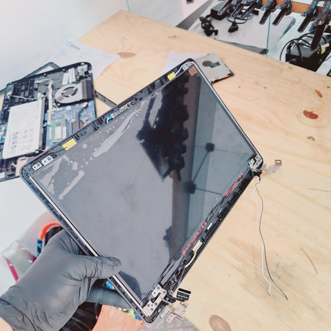 Troca de Tela notebook Samsung NP300E5L Guarulhos