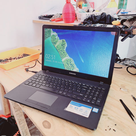 Troca de Tela notebook Samsung NP300E5L Guarulhos