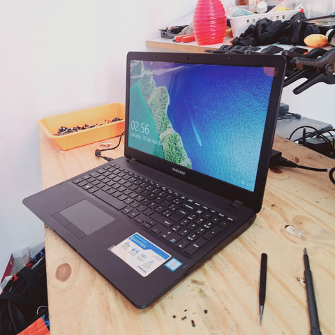 Troca de Tela notebook Samsung NP300E5L Guarulhos