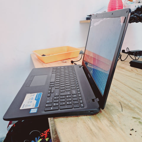 Troca de Tela notebook Samsung NP300E5L Guarulhos